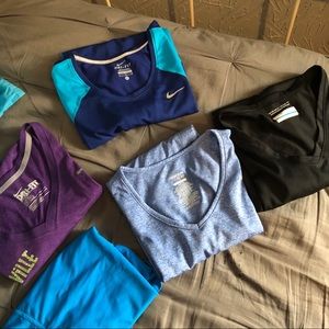 *SOLD* Workout Shirts Bundle 💪🏼